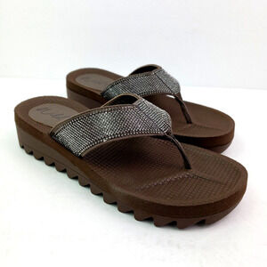 Wild Pair Kalabasas Womens Size 7 Bronze Bling Slip On Thong Flip Flop Sandals